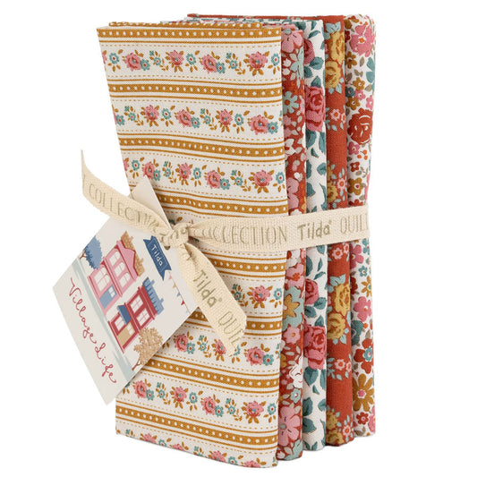 Tilda Stoffpaket "Village Life" in Ocker - 5 verschiedene Designs  100%Baumwolle